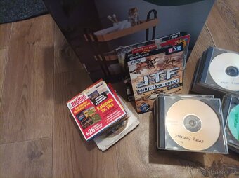 Velký balík DVD filmů a hudebních CD - 12