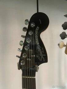 Dve krasne el. kytary Fender Squier a Ibanez - 12