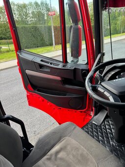 Iveco tahač euro 6 - 12