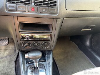 VW Golf 4 1.6 automat - 12