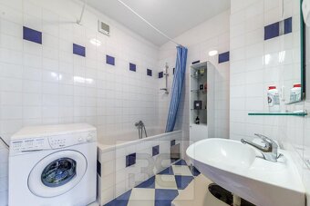 Pronájem jedinečného bytu 2+1, 85 m2 - Praha - Břevnov - 12