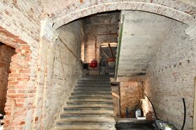 Rodinný dům (bývala budova soudu) v Lipové, okr. Děčín - 12