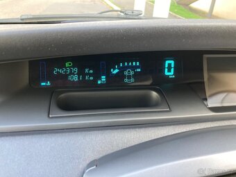 Renault Grand Scenic 2.0DCI 110 kW - 12
