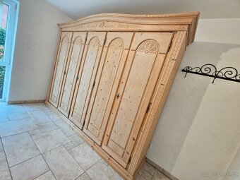 Celodřevěná ložnice ručně řezaná viz poslední foto - 12