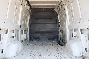Volkswagen Crafter 2.0 TDI,L2H2,KLIMA,ČR - 12