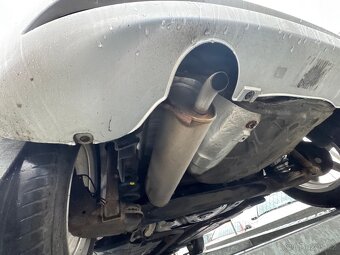 Fiat grande punto 1.2, najeto 160 tisíc km - 12