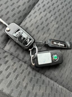 HEZKÁ ŠKODA FABIA  1.2 TSI - BEZ KOROZE - 2 SADY KOL - 12