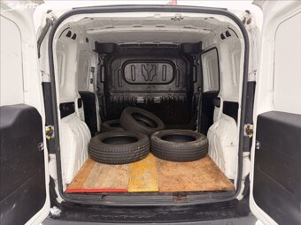 Fiat Dobló 2018 Nova Stk 90450km Perfektní stav - 12