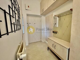 Prodej prostorného byt 2+1, balkon, komora, sklep, Strakonic - 12