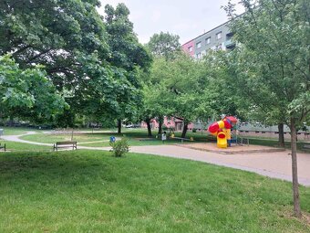 Prodej bytu 2+1 57 m², Na Rybníku 971, Uherské Hradiště - 12