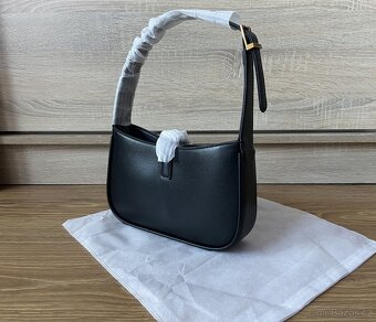 Kabelka Yves Saint Laurent Le 5 à 7 - 12