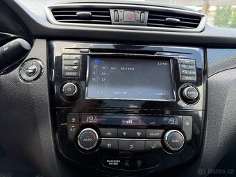 Nissan X-Trail 4x4 • 6/2015 • 96kw • Původ ČR • 1.majitel - 12