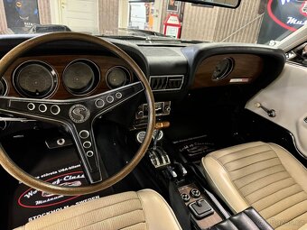 Ford Mustang Shelby GT500 428 Cobra Jet (1969) - 12
