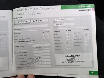 Mercedes Benz 220 - 12