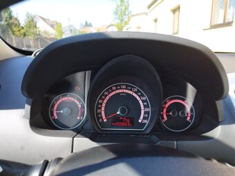 Prodám Kia Ceed 1.4i 66kw benzín - 12