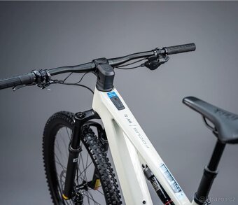 Carbonové elektro kolo FOCUS VAM vel. rámu S - 12