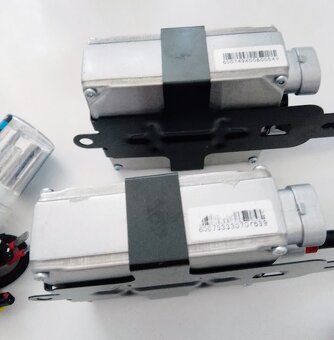 XENONOVÁ SADA HID H7 6000K STUDENÁ BÍLÁ NEPOUŽITÁ - 12