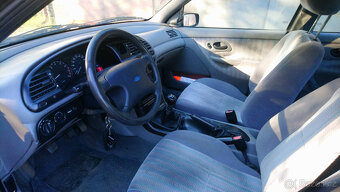 Ford Mondeo na veterána - 12