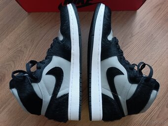 NIKE AIR JORDAN 1 RETRO HIGH OG vel. 42, stélka 27 cm - 12