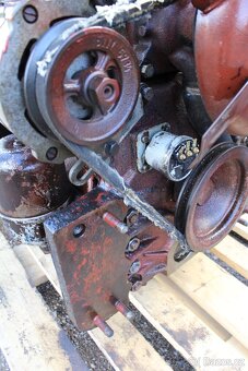 Zetor 7011 7045  motor kompletní výborný stav záruka - 12