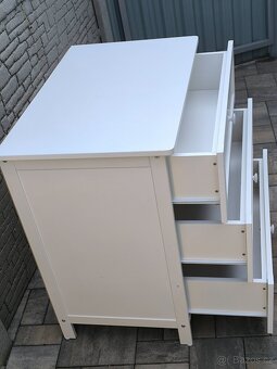 Prodám dřevěnou komodu - 12
