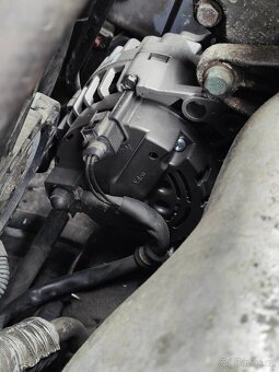 VW Golf 1.4 16V - 12
