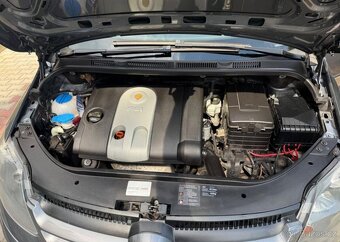 Volkswagen Golf Plus 1,6i GOAL klima , tempomat benzín - 12