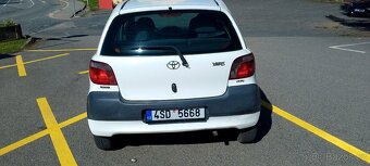 Toyota Yaris - 12