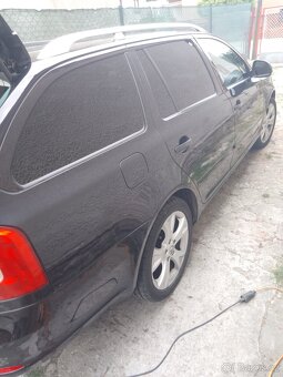 Škoda Octavia 1.8 TSI - 12