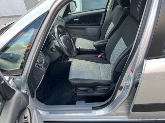 SUZUKI SX4 1.6i 88KW 4x4 75000KM TAŽNÉ VYHŘ.SEDA.LETNÍ+ZIMNÍ - 12