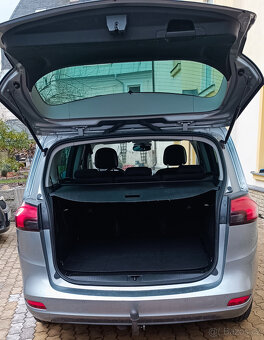Zafira 1,6 CDTI - cena na tento víkend - 12