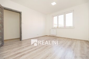 Nadstandartní byt 2+1 s lodžií po kompletní rekonstrukci - 12