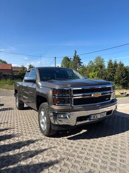 Chevrolet Silverado - 12