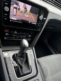 Volkswagen Passat b8 2 Tdi m.r.2023 full led ACc navigace - 12