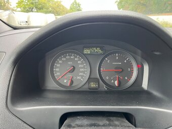 Volvo C30 2.0D 100kW manuál - 12
