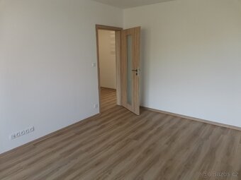Pronajmu byt 2+1 Přátelství 18 Cheb - 12