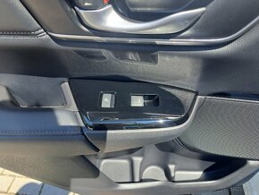 Honda CR-V Executive Hybrid 2.0i eHEV 9/2020 4X4 A1 stav - 12