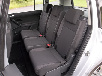 VW Touran 1,2 TSI, r.v. 02/2016, 7 míst, pravidelný servis - 12