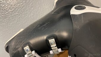 Prodám dámské lyžáky Atomic Hawx Prime 95X – flex 95 - 12