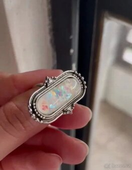 Nová sada souprava bižuterní 8 ks prstynku perletove - 12