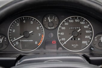 Mazda MX-5 Miata 1,8 benzín - 12