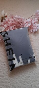 Shein kočičí svetrové šaty - NOVÉ - 12