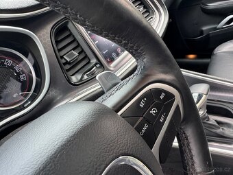 Dodge Challenger, 3.6 V6 4x4 - DPH - SRT vzhled - 12