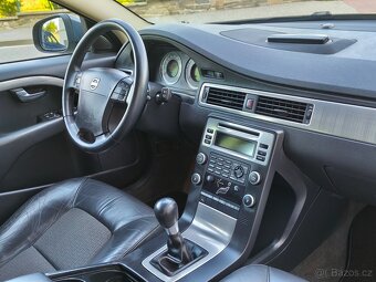 Volvo V70 2.4 D5 136kw,2008,AWD,4x4,Manuál,tažné zař.,2xALU - 12