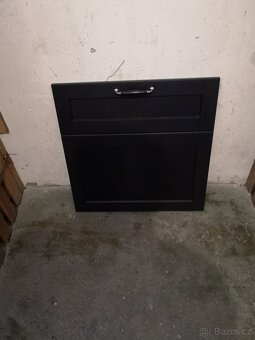KUCHYNSKÉ DVIŘKA IKEA - 12