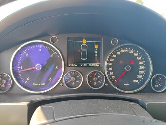 Volkswagen Touareg 2.5 128kw - 12