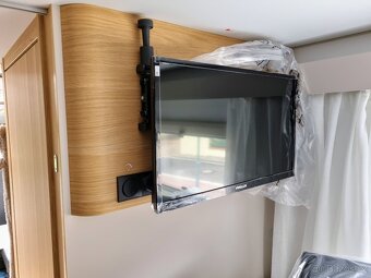 ADRIA Matrix 670 SL BLK All-In 140PS Fiat - NOVÉ k odběru - 12