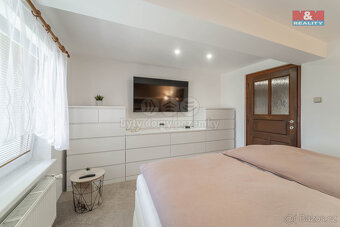 Prodej rodinného domu, 220 m², Strašice - 12