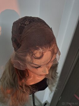 Kudrnatá dlouhá blond ombre paruka s krajkou vpředu 7152 - 12