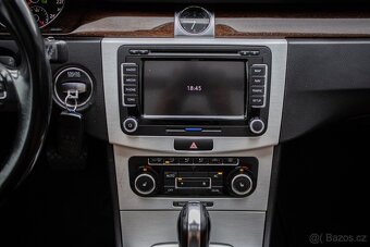 Volkswagen Passat Variant 2.0 TDI 170k Highline 4MOTION DSG - 12